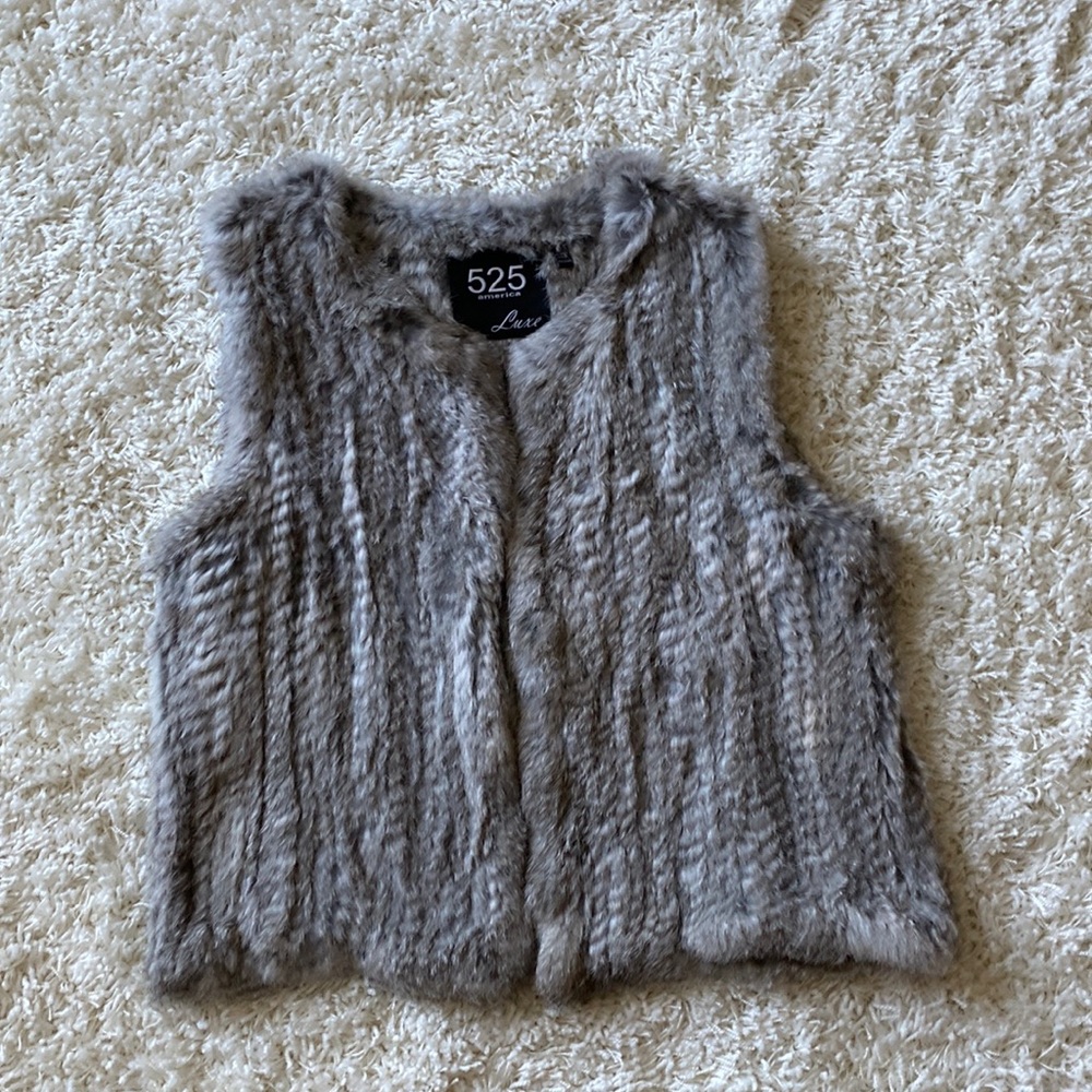 525 America - 100% Real Rabbit Fur